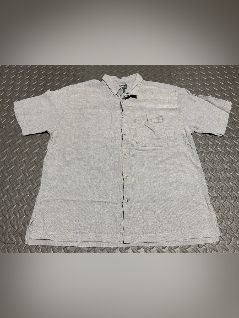 Woolrich Men's Gray Button-Down Short Sleeve Shirt